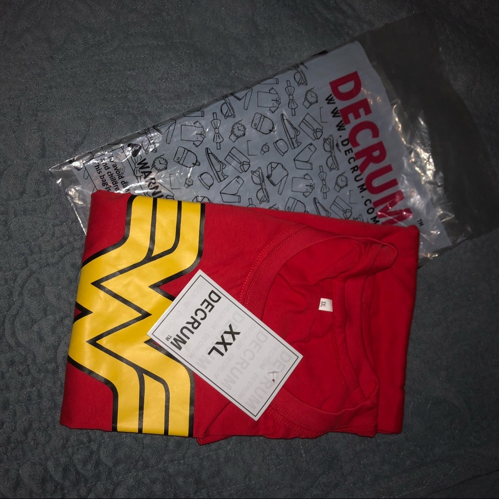 Wonder Woman Xxl T-shirt NWT